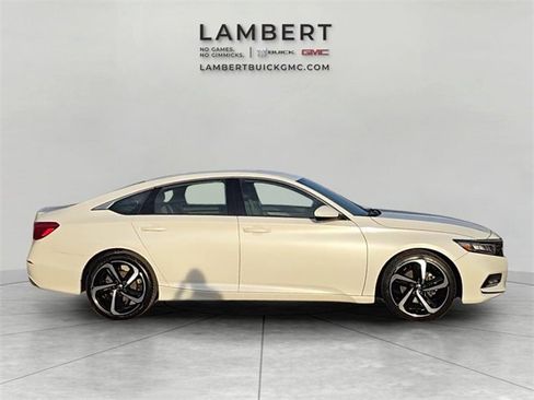 Used 2019 Honda Accord Sport image 6