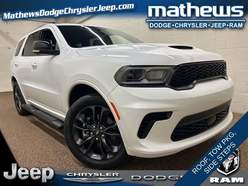 Used 2024 Dodge Durango GT image 1