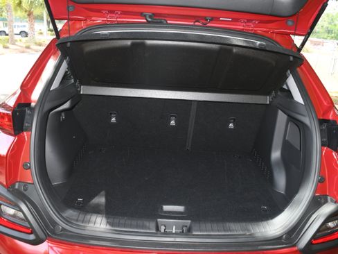 Used 2020 Hyundai Kona SE FWD image 16