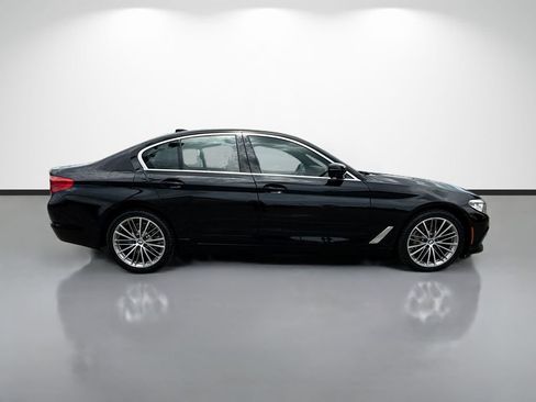 Used 2019 BMW 530i w/ Convenience Package RWD image 2