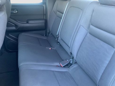 Used 2023 Nissan Frontier SV w/ Midnight Edition Package image 19