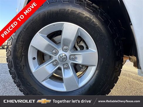 Used 2022 RAM 1500 Tradesman w/ Chrome Appearance Group image 11