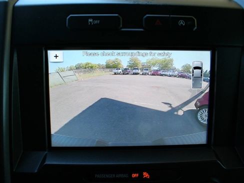 Used 2018 Ford F150 XLT w/ Equipment Group 302A Luxury AWD/4WD image 21