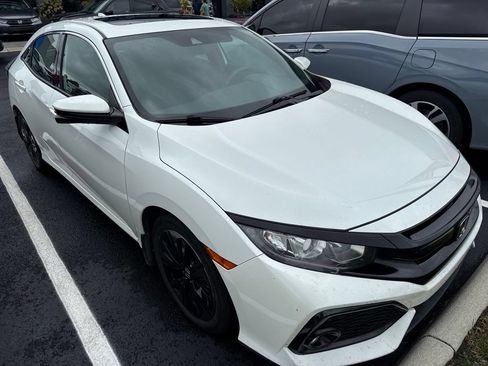 Used 2019 Honda Civic EX image 3