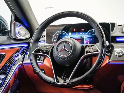 New 2026 Mercedes-Benz Maybach S 580 4MATIC image 16