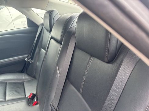 Used 2016 Toyota Avalon XLE Premium image 4