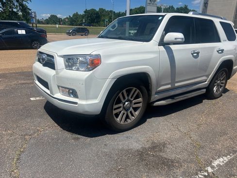 Used 2013 Toyota 4Runner Limited RWD image 2