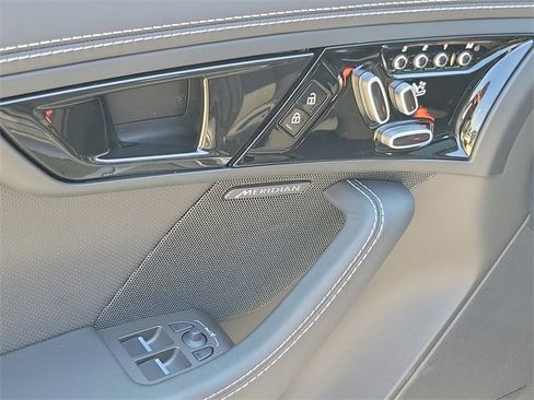 New 2024 Jaguar F-TYPE Coupe AWD image 19