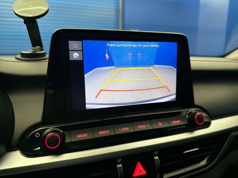 Used 2024 Kia Forte LXS w/ LXS Technology Package image 21