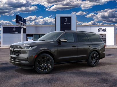 New 2027 Lincoln Navigator Reserve w/ Jet Appearance Package