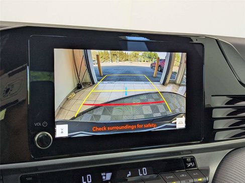 Used 2025 Toyota Camry SE FWD image 21