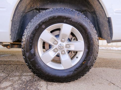 Used 2023 RAM 1500 Classic SLT w/ Electronics Group image 44