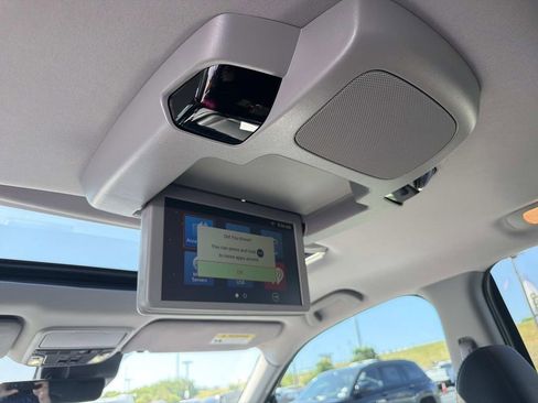 Used 2022 Honda Pilot Elite image 21