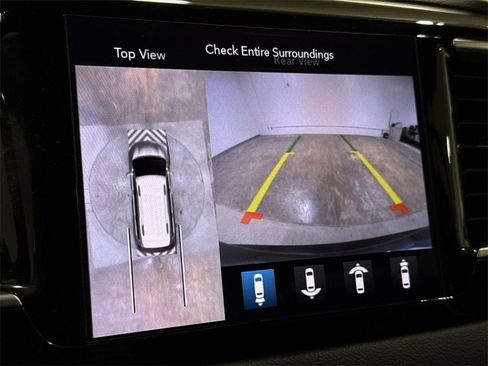 Used 2019 Chrysler Pacifica Touring-L Plus w/ Advanced Safetytec Group image 15