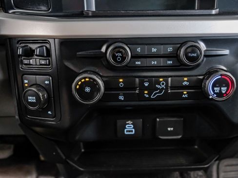 Used 2023 Ford F350 XL AWD/4WD image 21