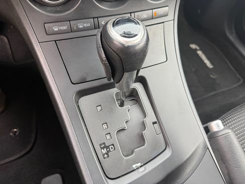 Used 2013 MAZDA MAZDA3 i Touring FWD image 16