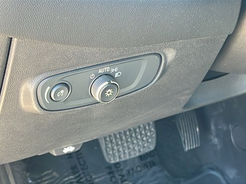 Certified 2024 Chevrolet Equinox LT image 13