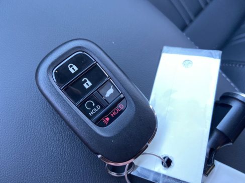 New 2026 Honda HR-V EX-L image 40