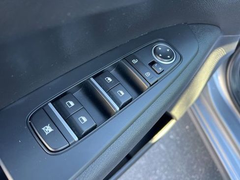 Certified 2024 Kia Forte LXS image 25