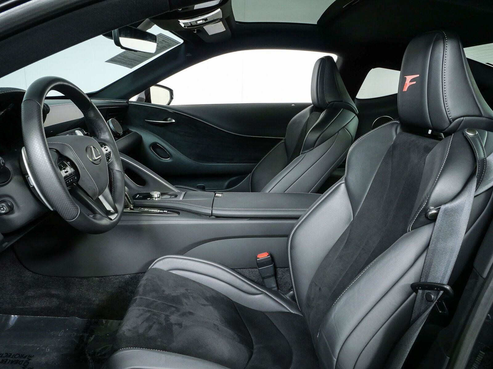 Used 2024 Lexus LC 500 Coupe w/ Sport Package RWD image 7