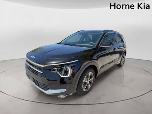 New 2026 Kia Niro EX FWD image 7