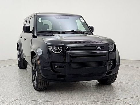 New 2026 Land Rover Defender 110 X-Dynamic SE AWD/4WD image 2