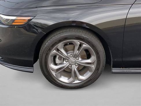 Used 2024 Honda Accord EX image 22