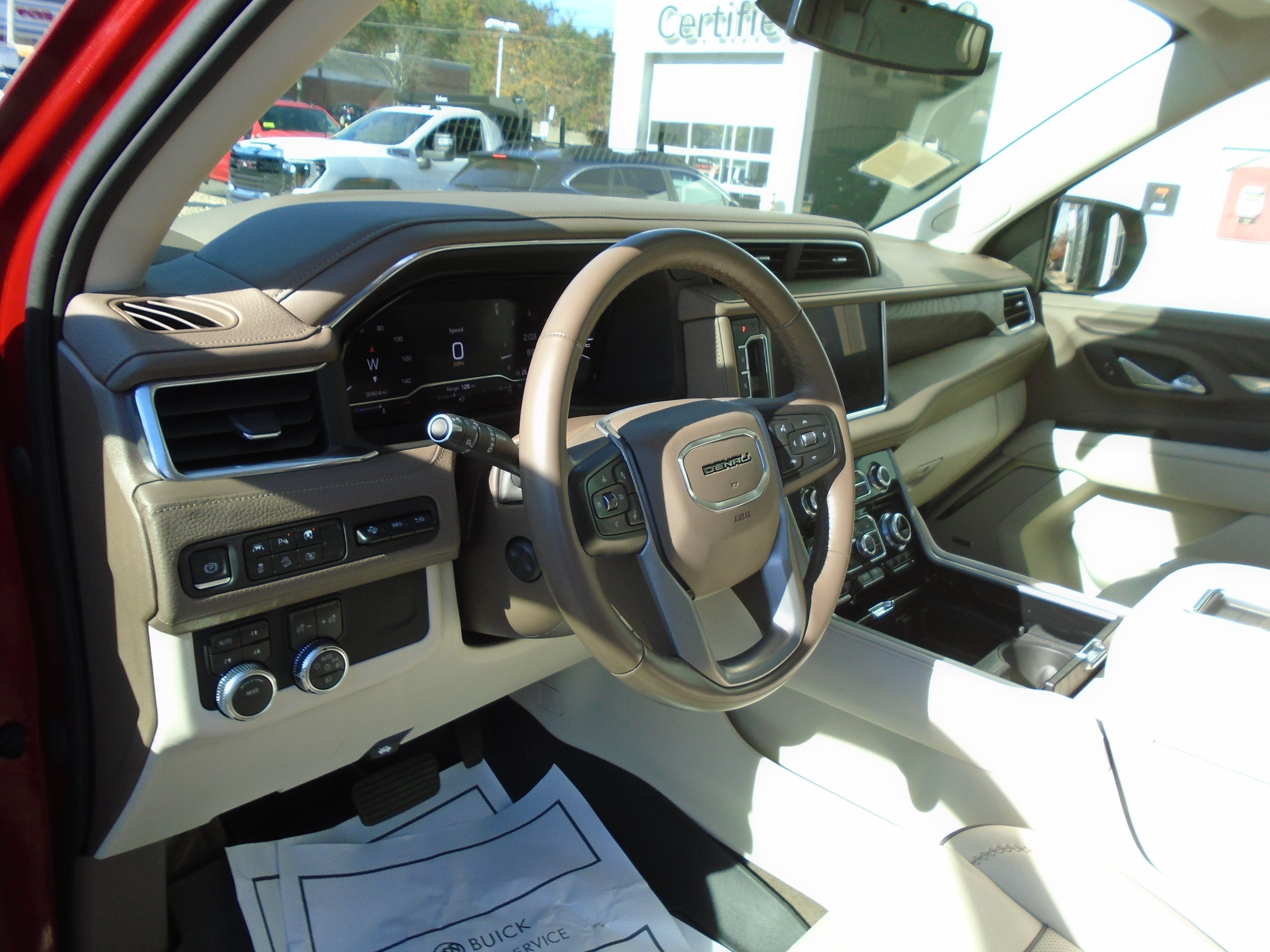 Used 2023 GMC Yukon Denali AWD/4WD image 54