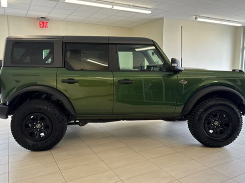 Certified 2023 Ford Bronco Wildtrak AWD/4WD image 3