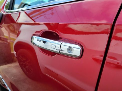 New 2026 GMC Sierra 1500 SLT image 6