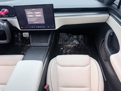 Used 2023 Tesla Model S Plaid image 60