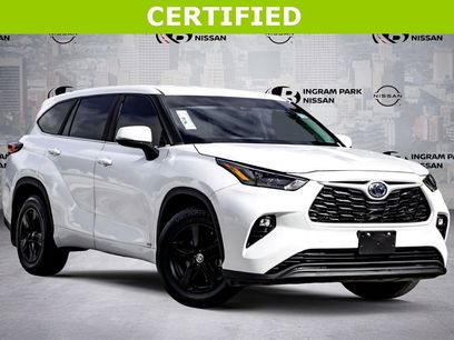Used 2023 Toyota Highlander LE