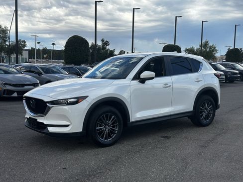 Used 2019 MAZDA CX-5 Touring image 2