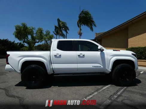 Used 2025 Toyota Tacoma SR RWD image 7