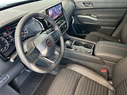 New 2026 Nissan Pathfinder Rock Creek AWD/4WD image 9