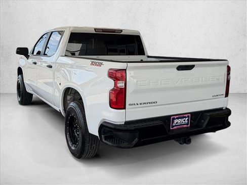 Used 2019 Chevrolet Silverado 1500 Custom Trail Boss w/ Custom Convenience Package AWD/4WD image 6