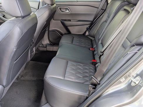 New 2026 Nissan Rogue Platinum image 14