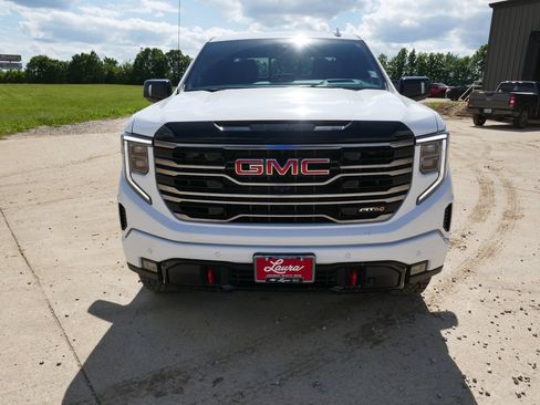New 2026 GMC Sierra 1500 AT4 w/ AT4 Premium Package AWD/4WD image 12