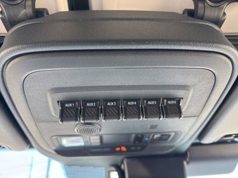 Used 2025 Ford Bronco Raptor image 16