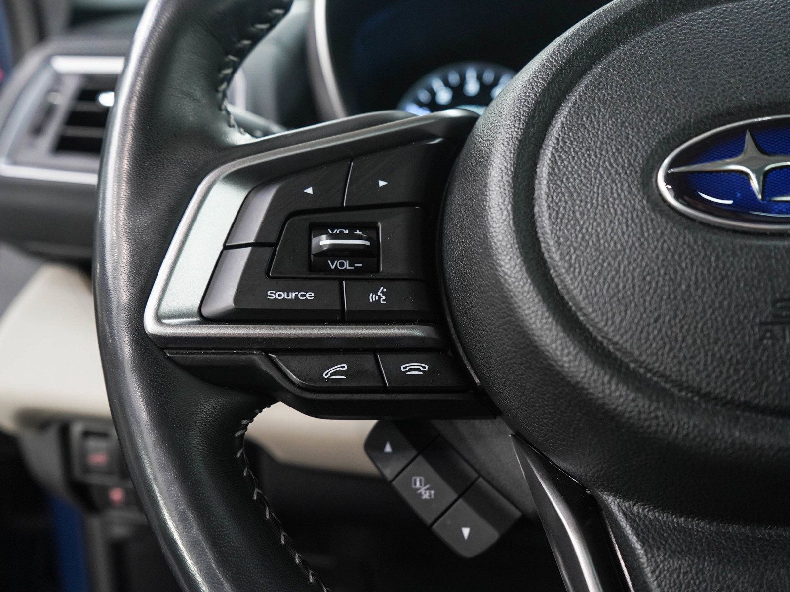 Used 2022 Subaru Ascent Touring AWD/4WD image 30