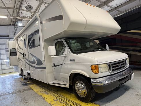 Used 2007 Ford E-450 and Econoline 450 image 2