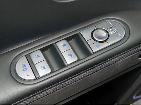 Used 2024 Hyundai Ioniq 5 Limited AWD/4WD image 7