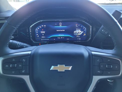 Used 2024 Chevrolet Silverado 2500 LTZ w/ LTZ Convenience Package image 25