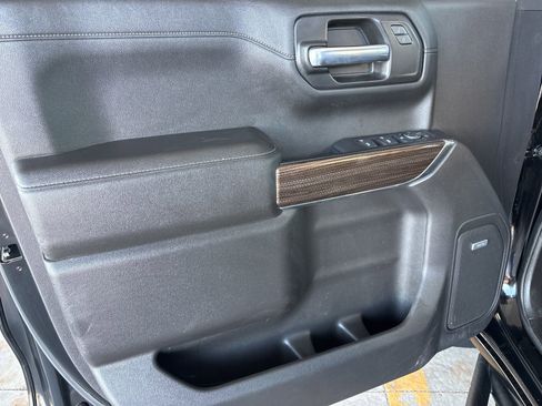 Used 2021 Chevrolet Silverado 1500 RST w/ Convenience Package II image 9