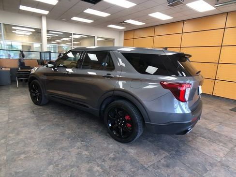 Certified 2022 Ford Explorer ST w/ Equipment Group 401A AWD/4WD image 5