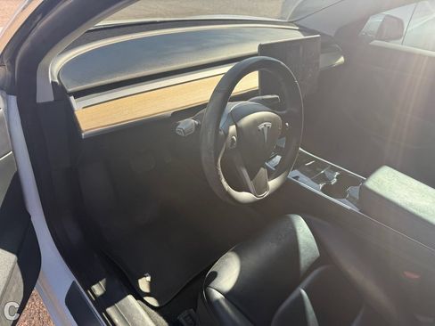 Used 2020 Tesla Model 3 Standard Range Plus RWD image 17