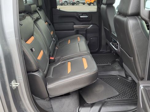 Used 2021 GMC Sierra 1500 AT4 w/ AT4 Preferred Package image 11