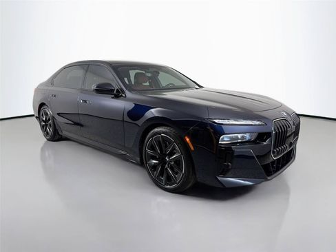 New 2026 BMW 750e xDrive w/ Executive Package AWD/4WD image 5