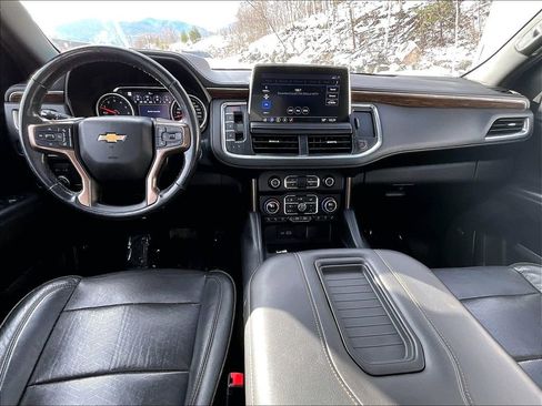 Used 2021 Chevrolet Tahoe High Country w/ Premium Package image 21