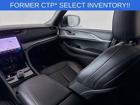 New 2025 Jeep Grand Cherokee Limited w/ Trailer Tow Package image 24